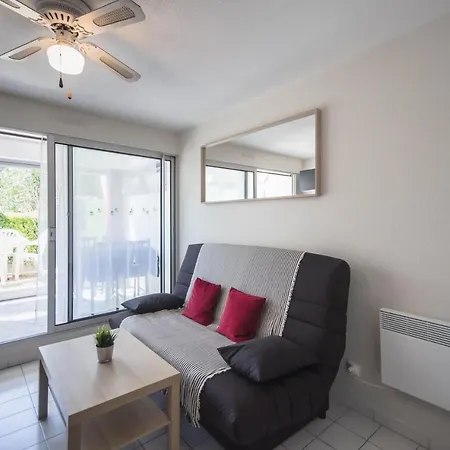 Le Souehla Appart: Beachside Garden With Pool Apartment *